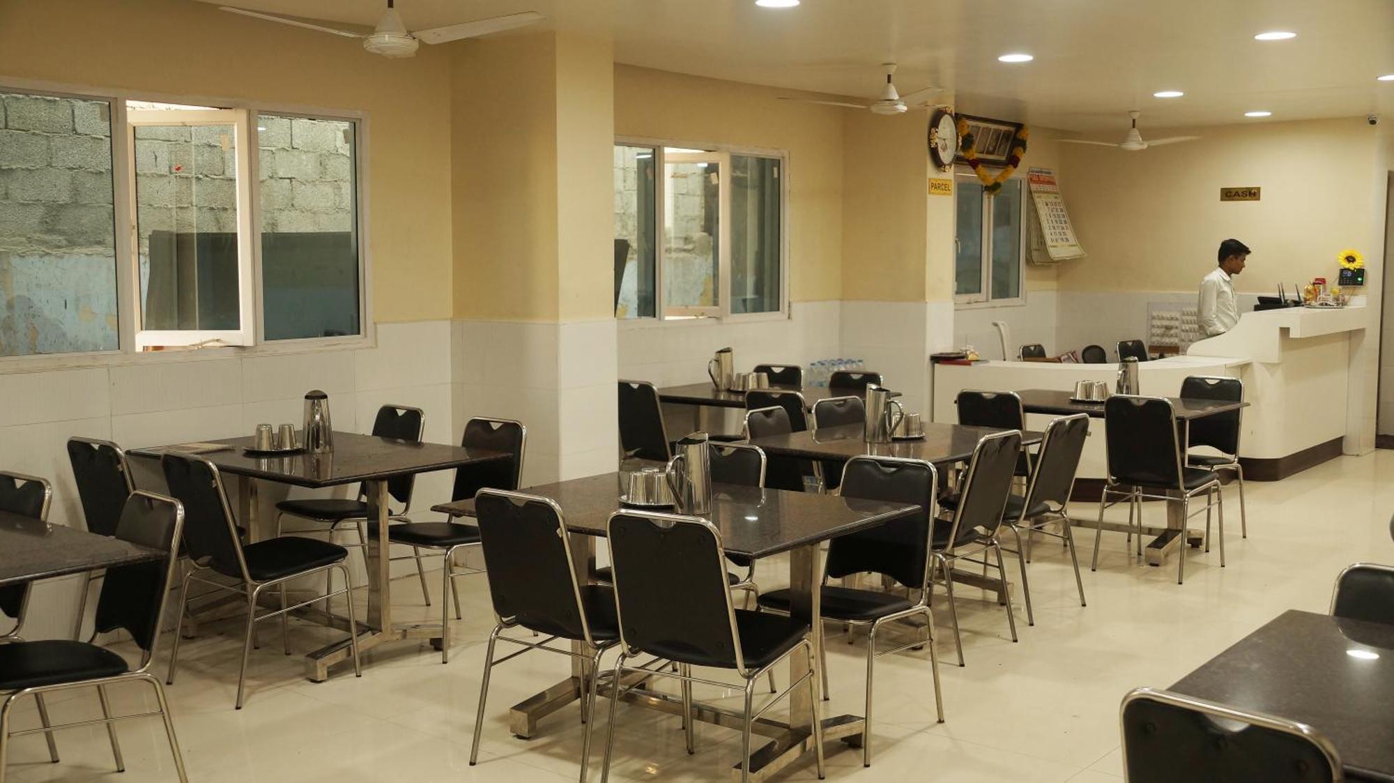 Kani Residency Hotel Thoothukudi Exterior foto